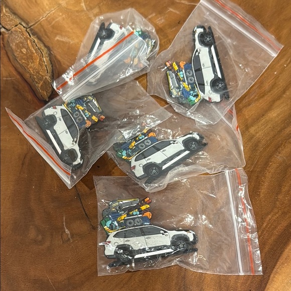 Subaru Forester Pin - Picture 4 of 4